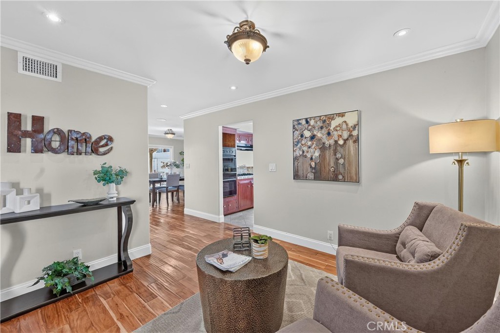 2458 E Powhatan