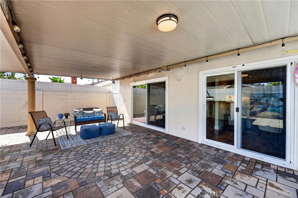 2458 E Powhatan