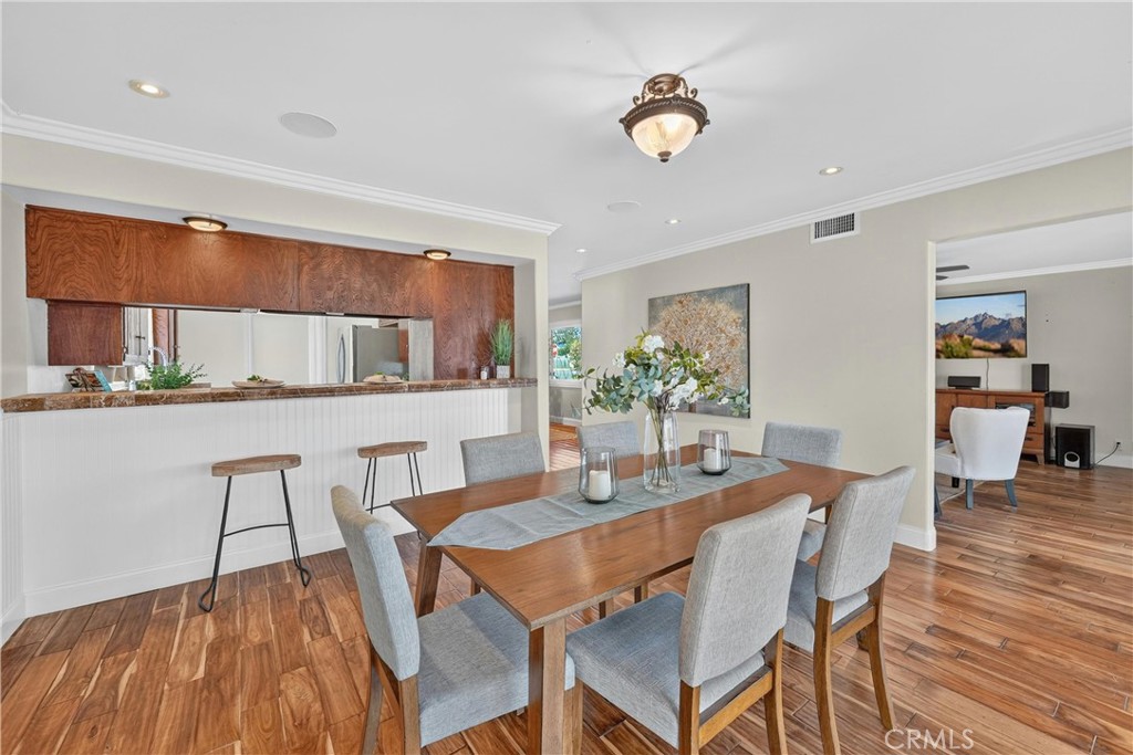 2458 E Powhatan