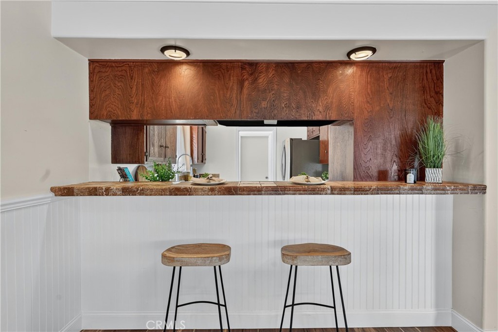 2458 E Powhatan