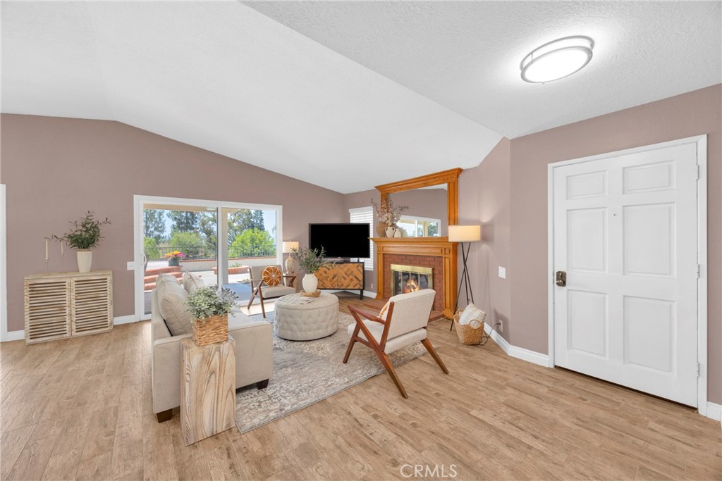3670 Sherwood