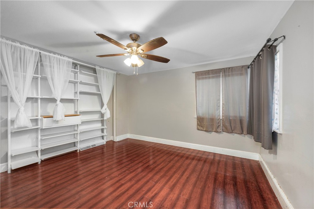 111 S Lakeview
