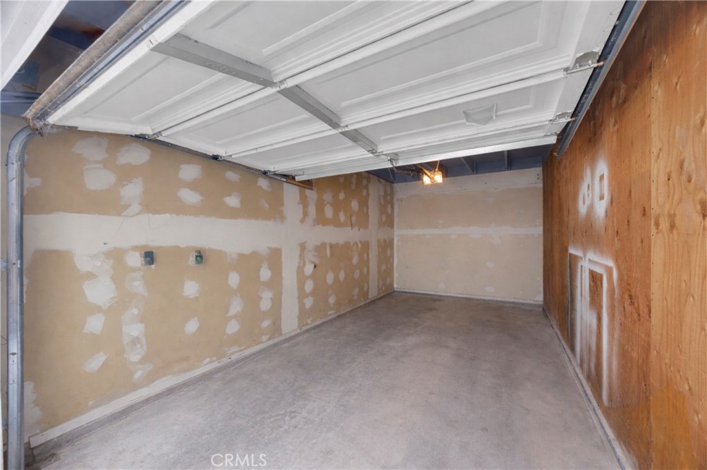111 S Lakeview