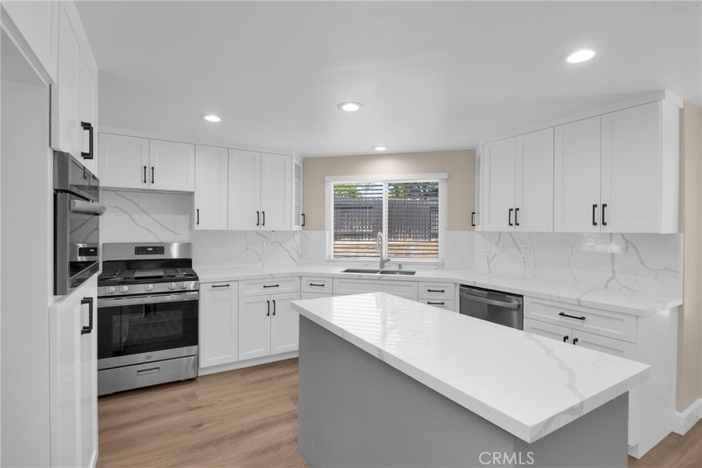 5700 Scotch Pine