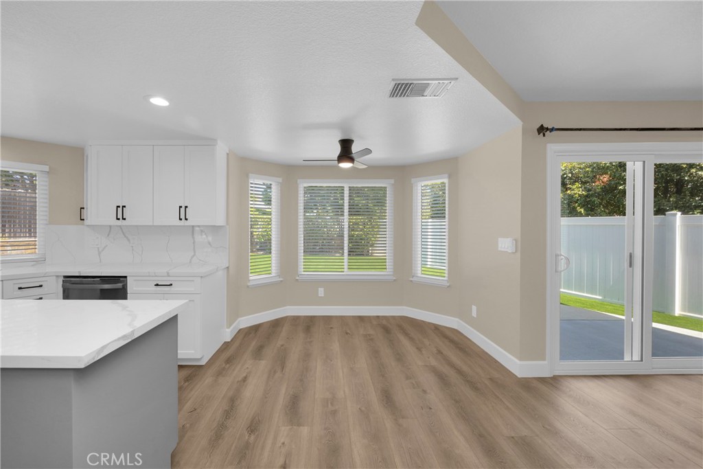 5700 Scotch Pine