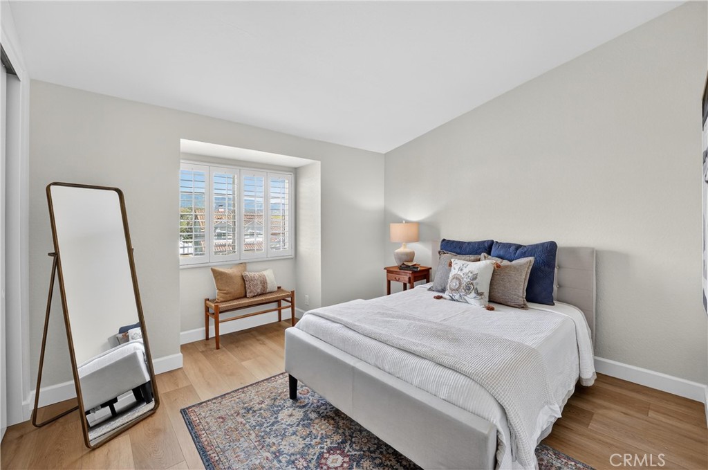 5515 Camino Vista