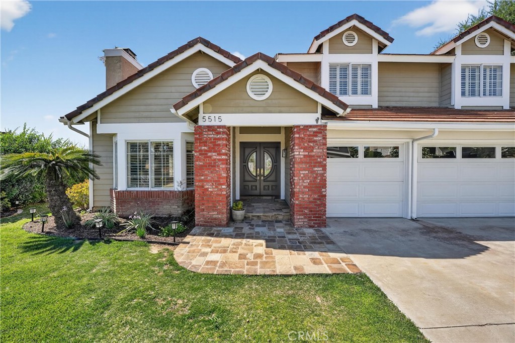 5515 Camino Vista