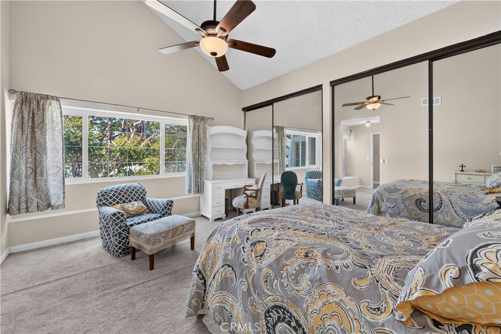 5037 #5 E Almond Avenue 32