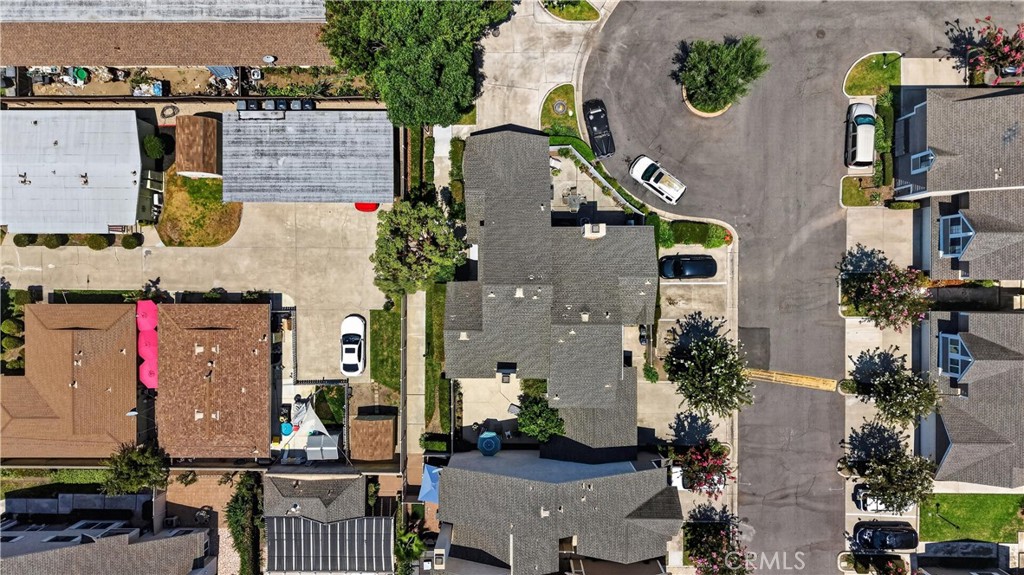 5037 #5 E Almond Avenue 32