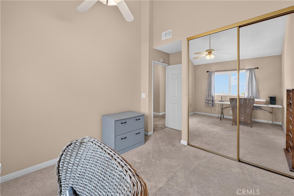 5037 #5 E Almond Avenue 32