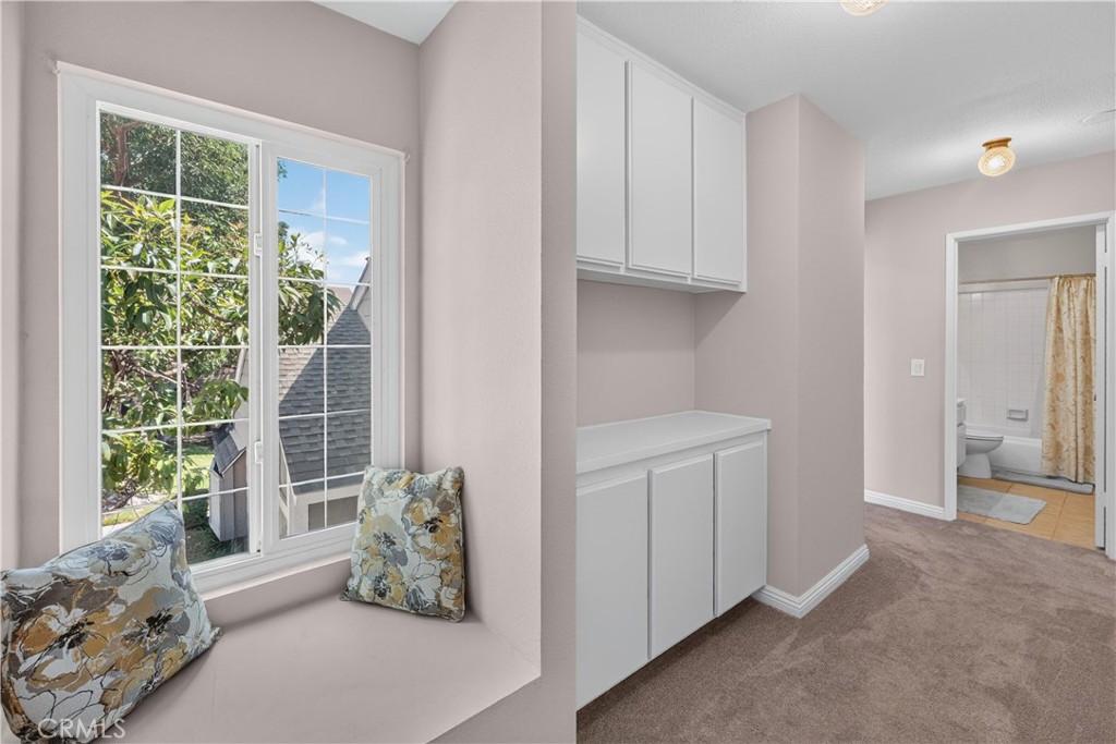 5037 #5 E Almond Avenue 32
