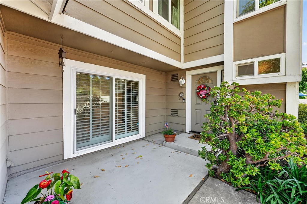 5037 #5 E Almond Avenue 32