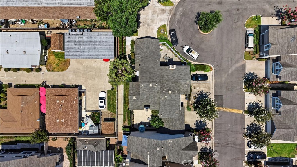 5037 #5 E Almond Avenue 32