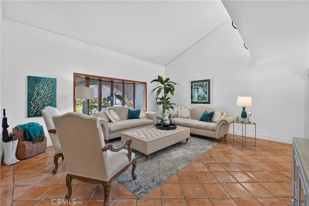 17991 Prado Circle