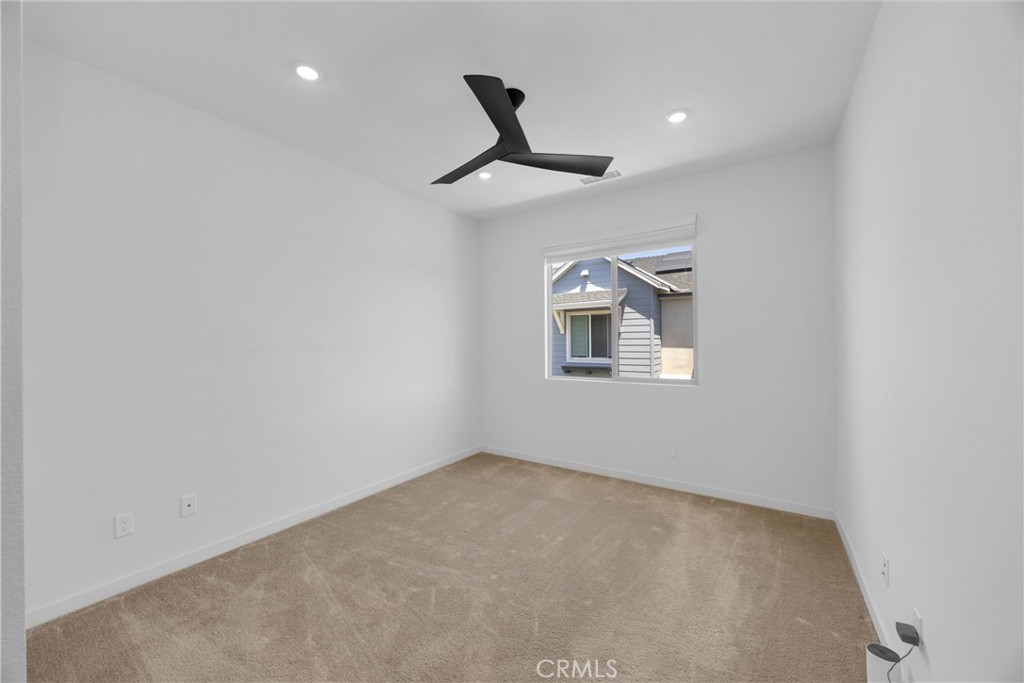 32078 Paseo Vibrante