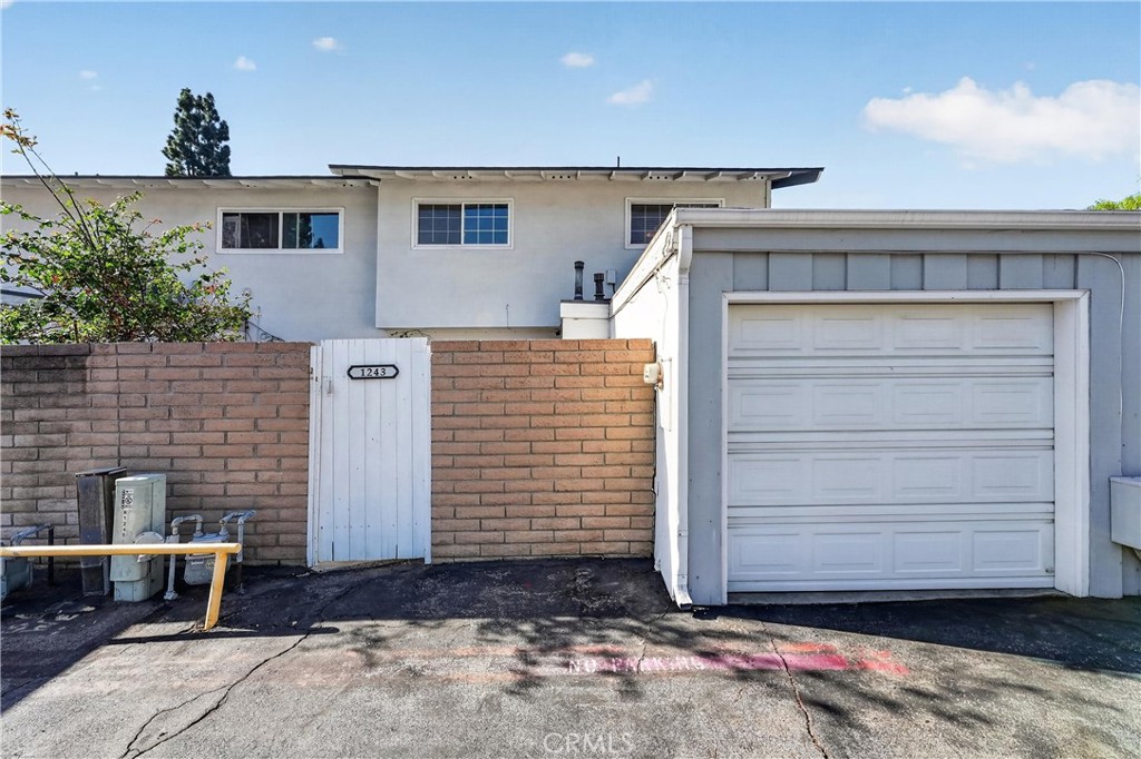 1243 Cameo Lane