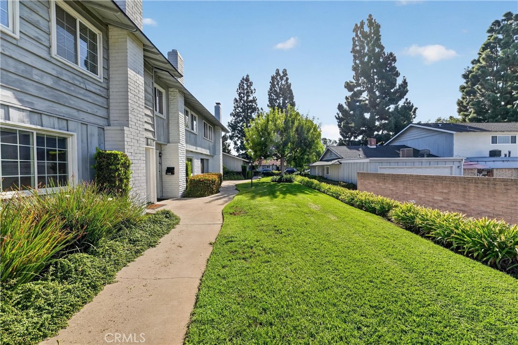 1243 Cameo Lane