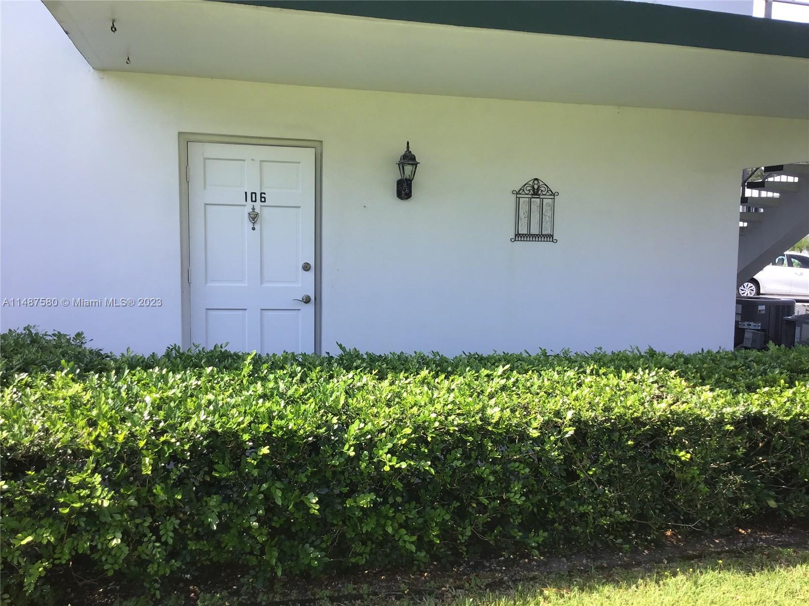 5 Westwood Ave # 106D