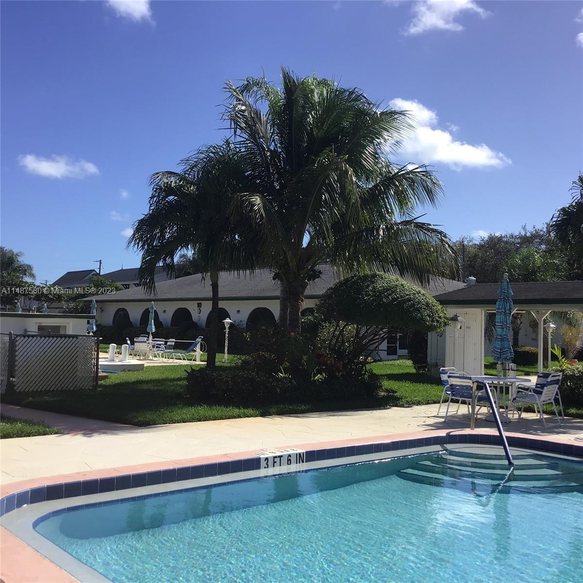5 Westwood Ave # 106D