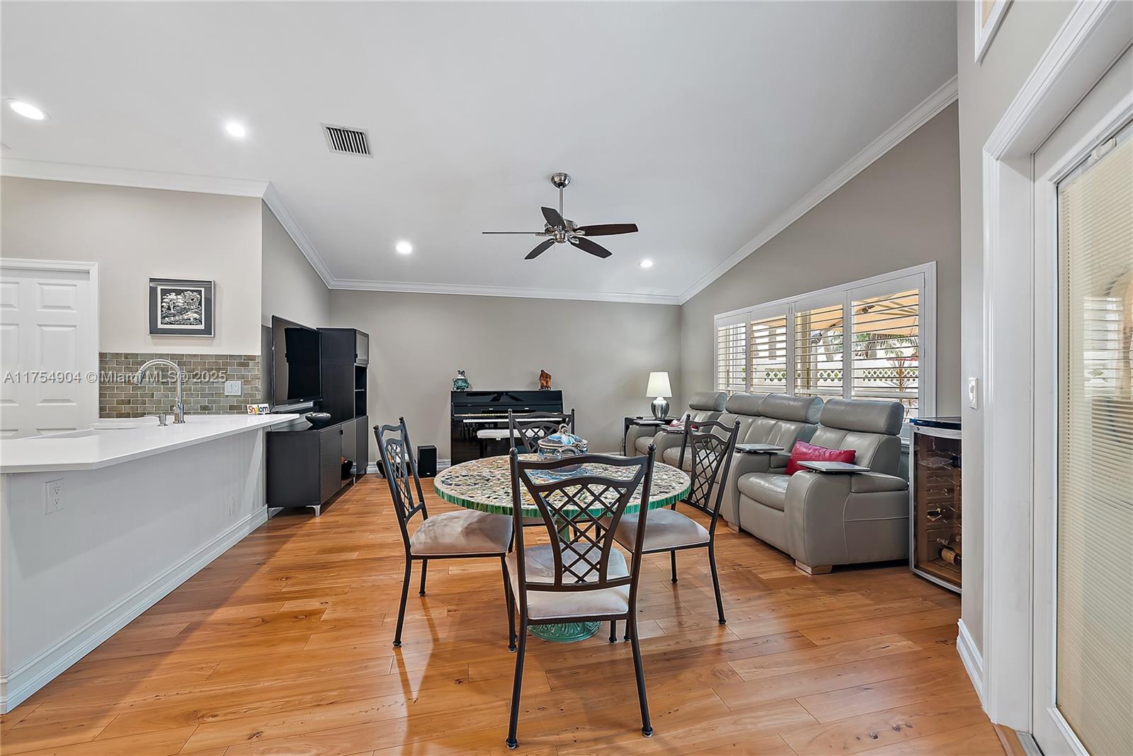 111 Waterbridge Ln
