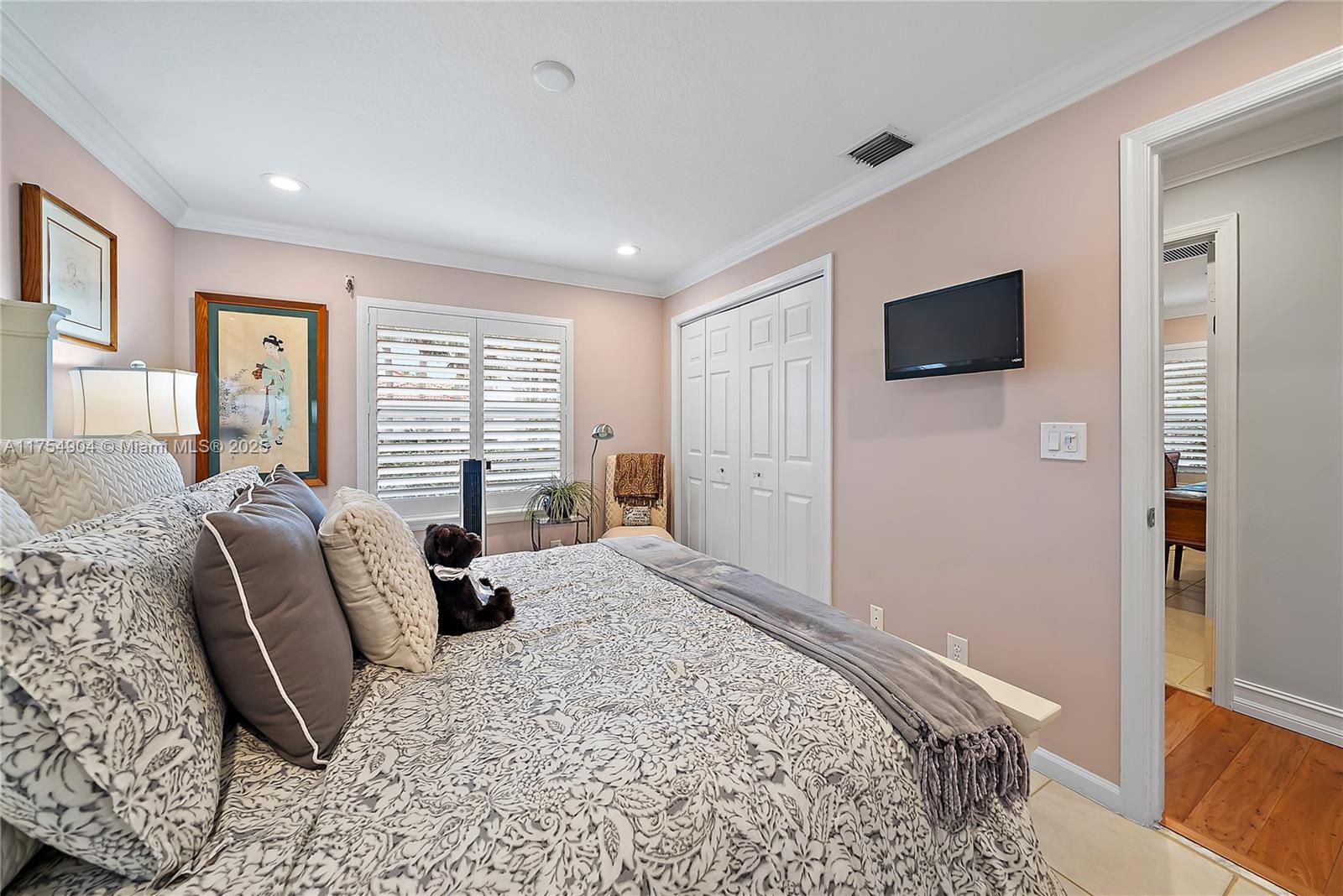 111 Waterbridge Ln