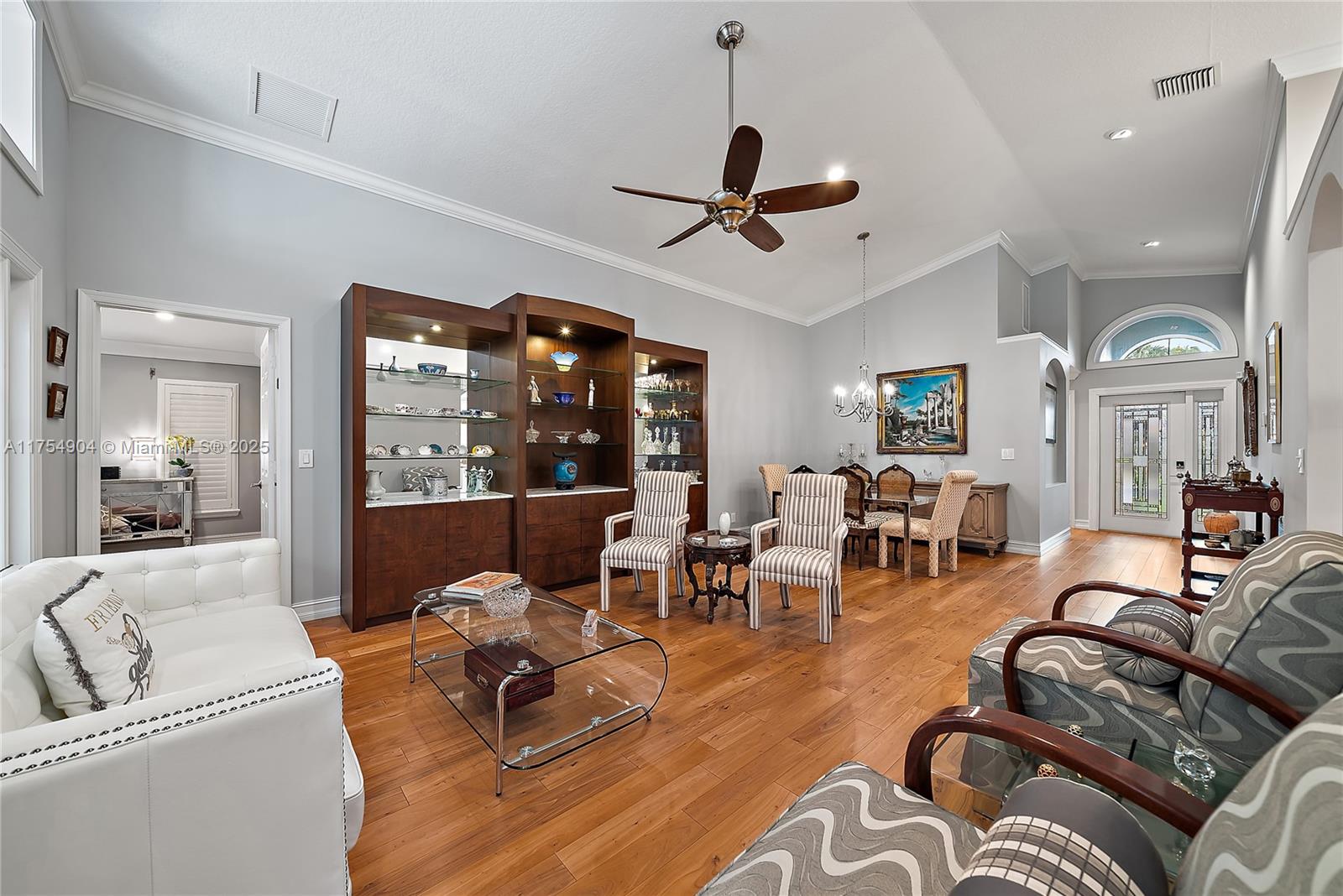 111 Waterbridge Ln