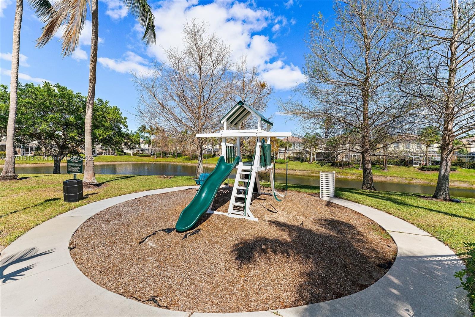 223 Fortuna Dr