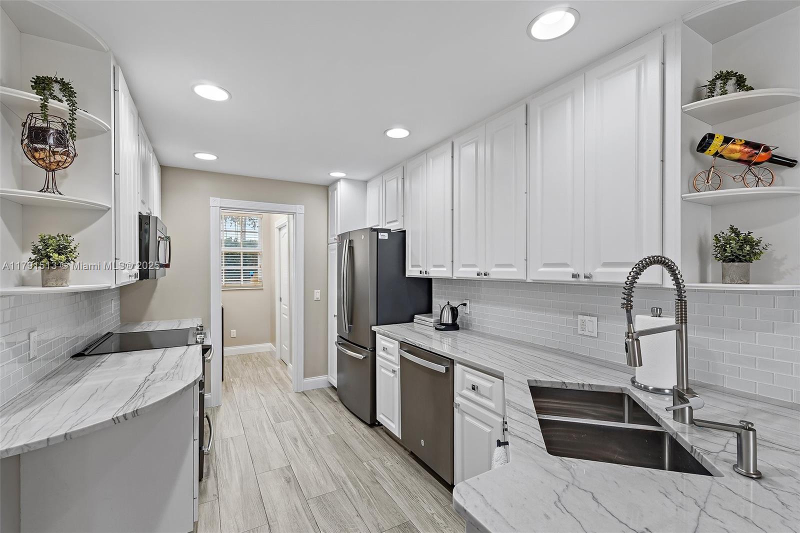 223 Fortuna Dr