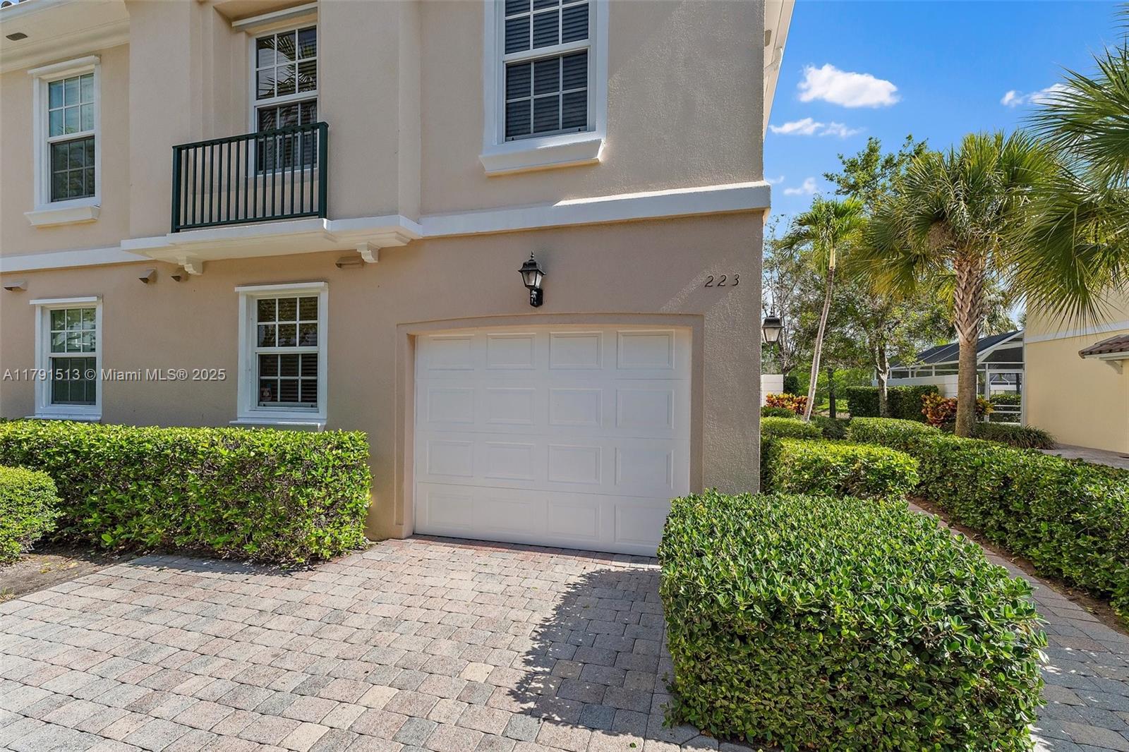 223 Fortuna Dr