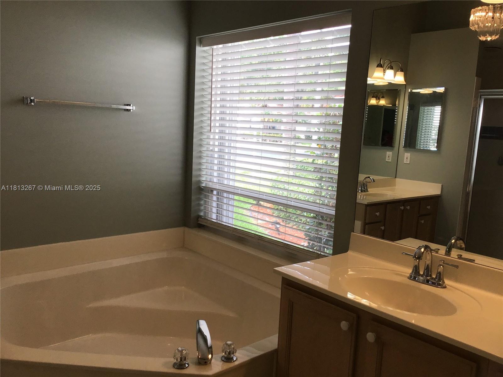 175 Jones Creek Dr