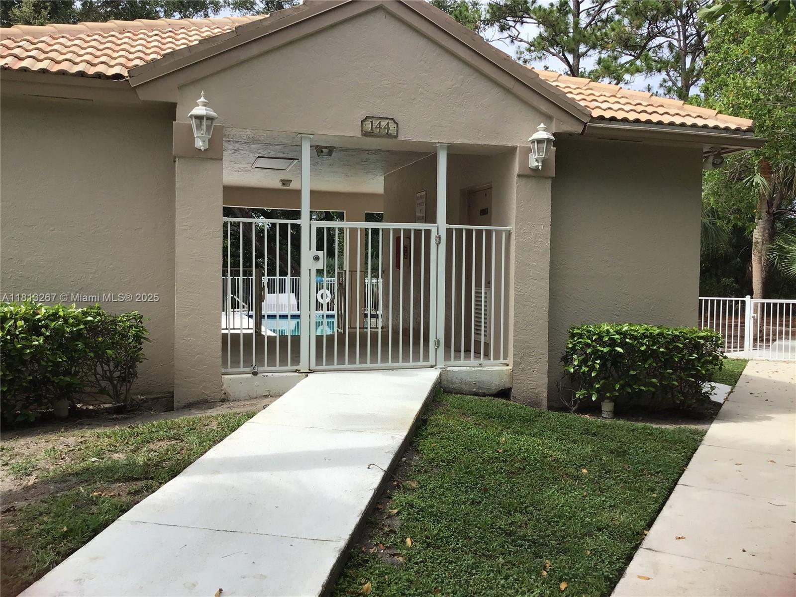 175 Jones Creek Dr