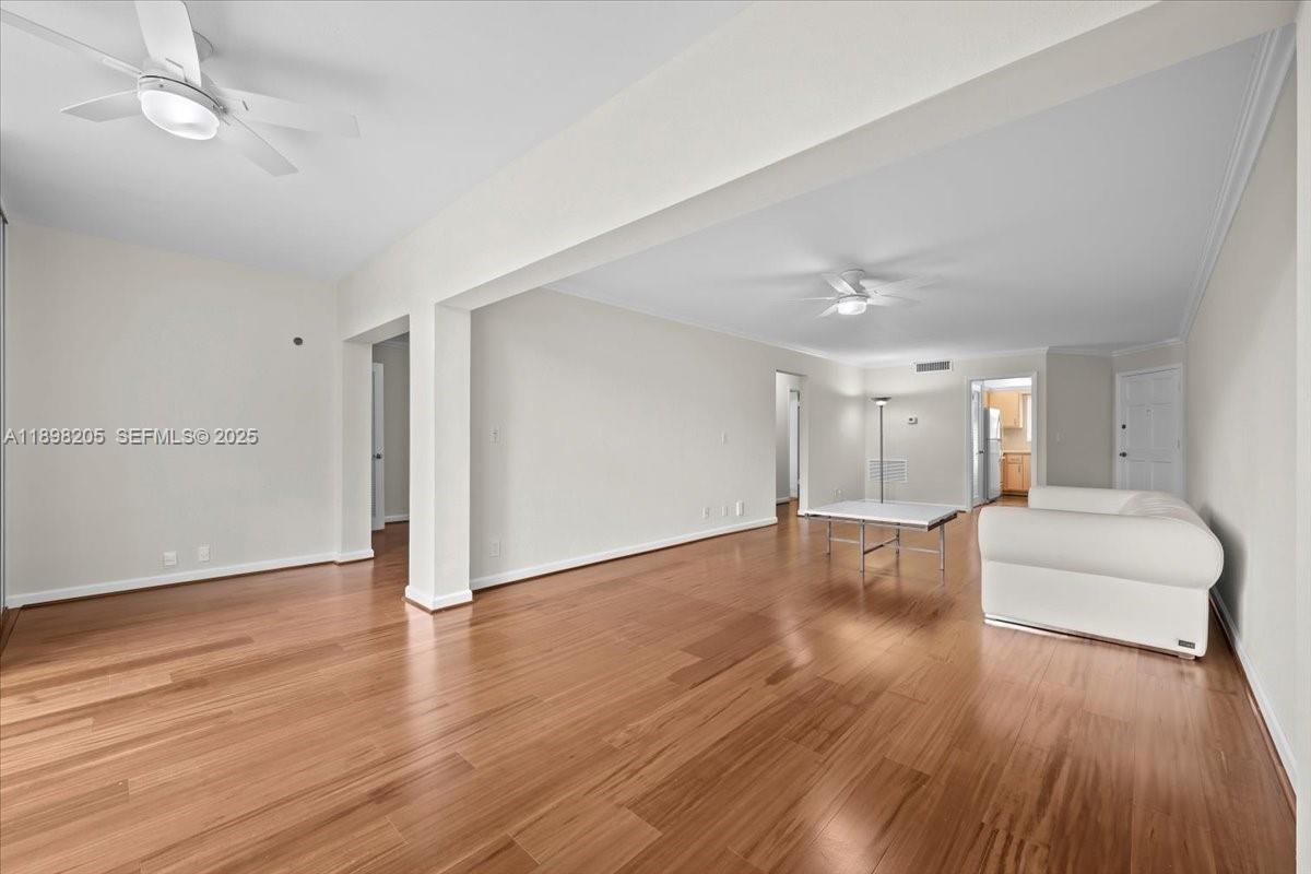 11 Garden Street 107