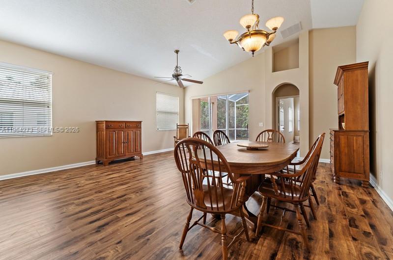 600 NW Treves Ct, Port St. Lucie