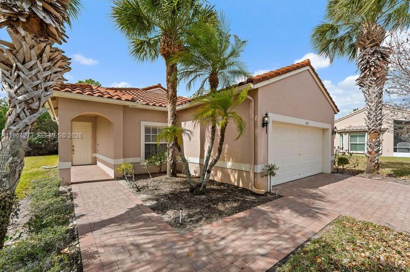 600 NW Treves Ct, Port St. Lucie