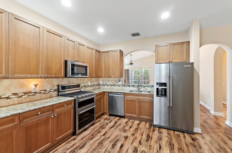 600 NW Treves Ct, Port St. Lucie