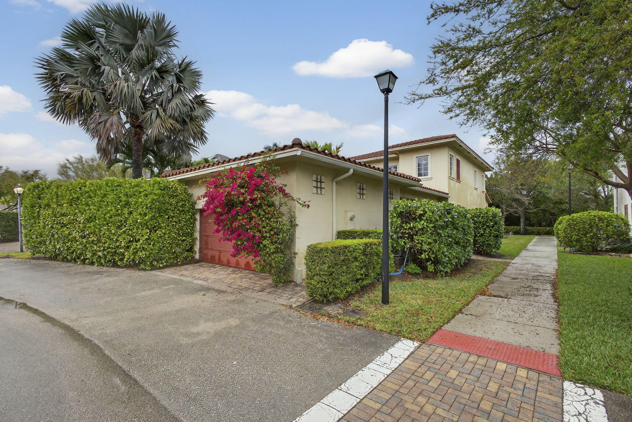 148 Glencullen Circle