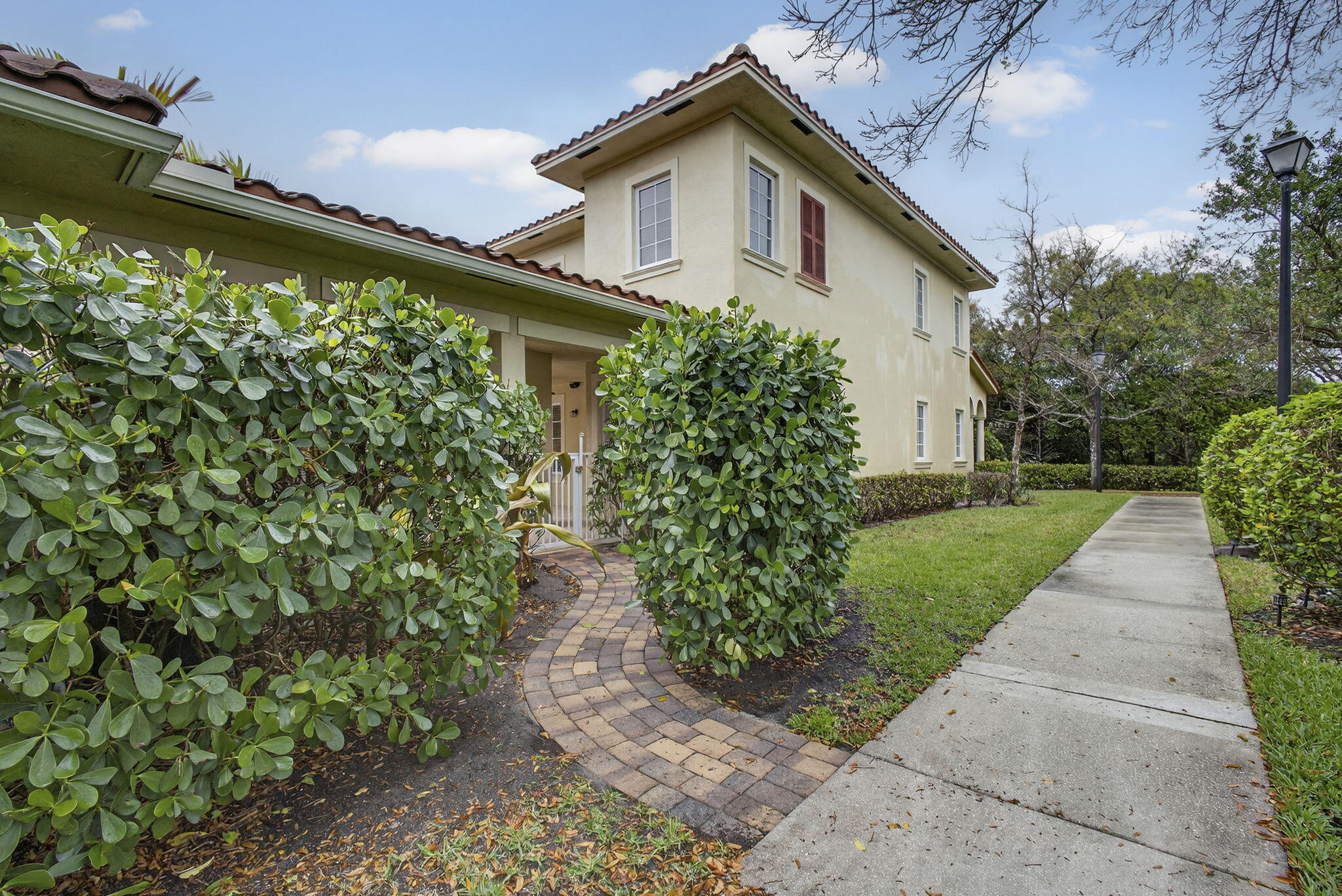 148 Glencullen Circle