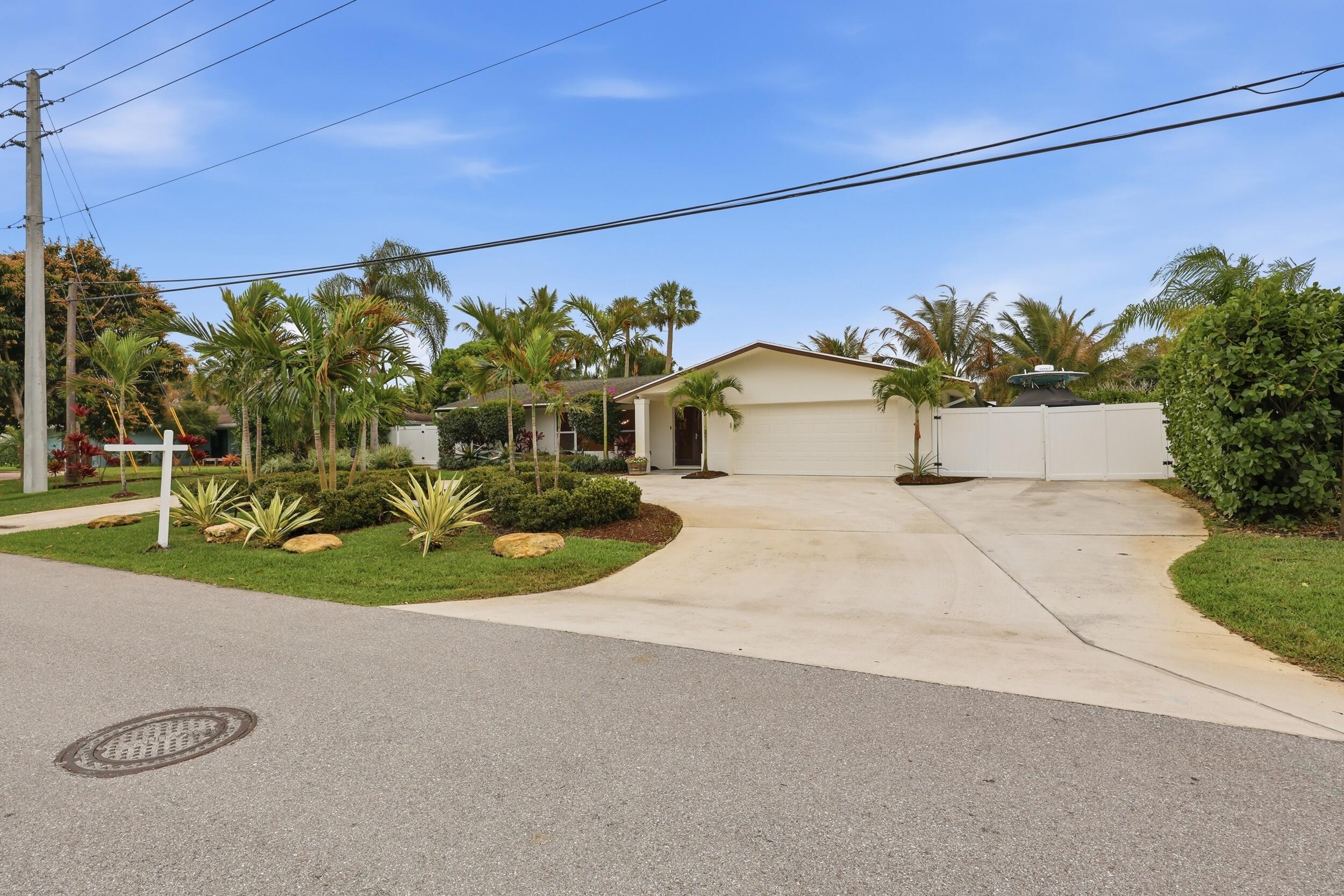 7 River Drive