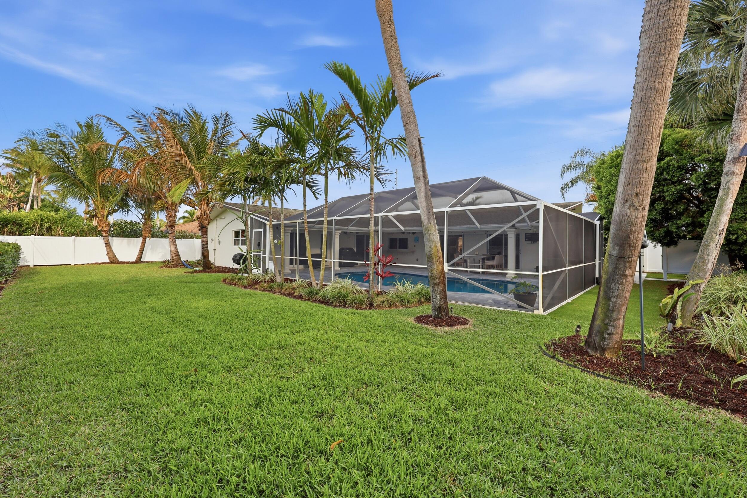 7 River Drive
