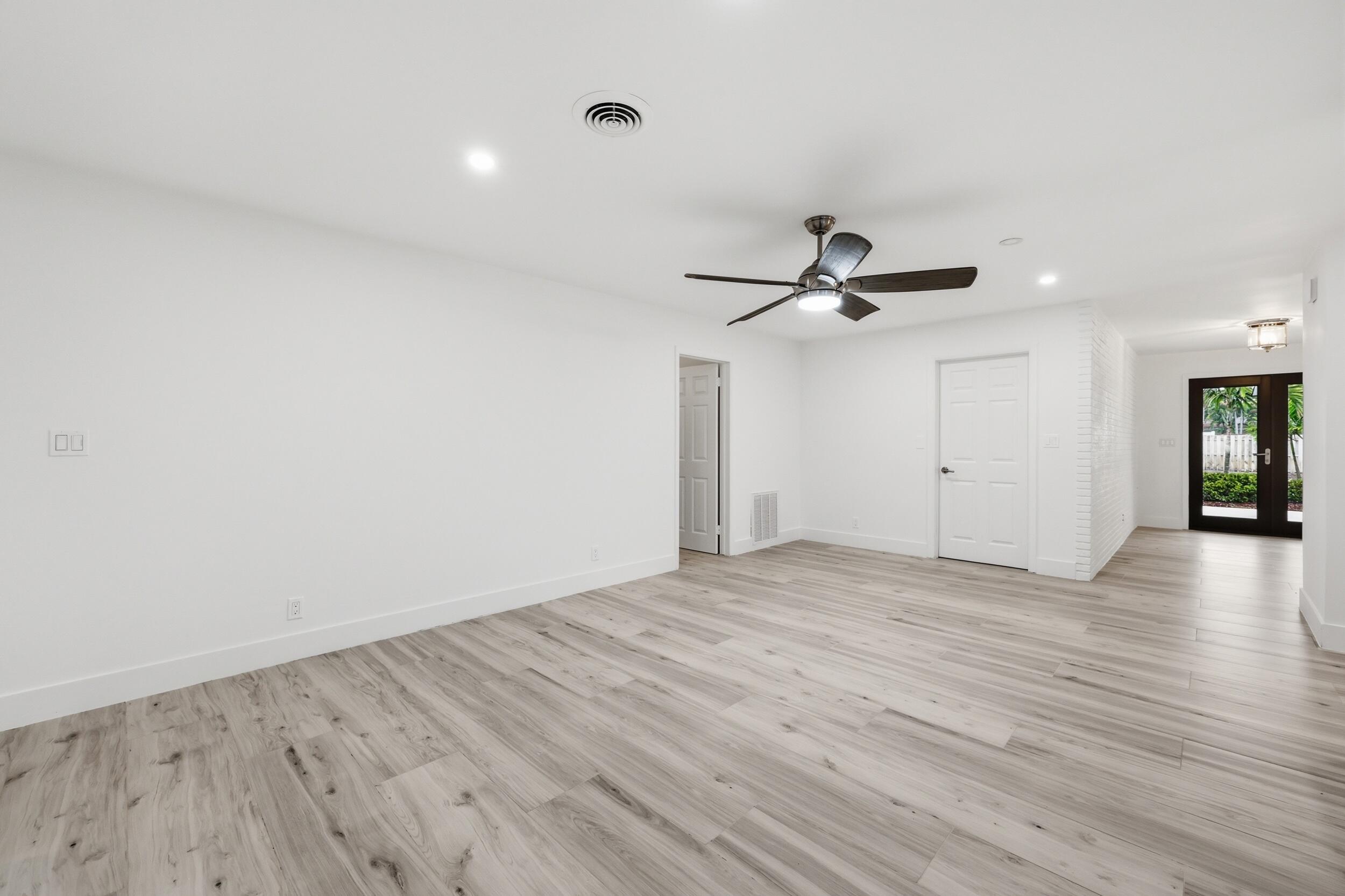 7 River Drive