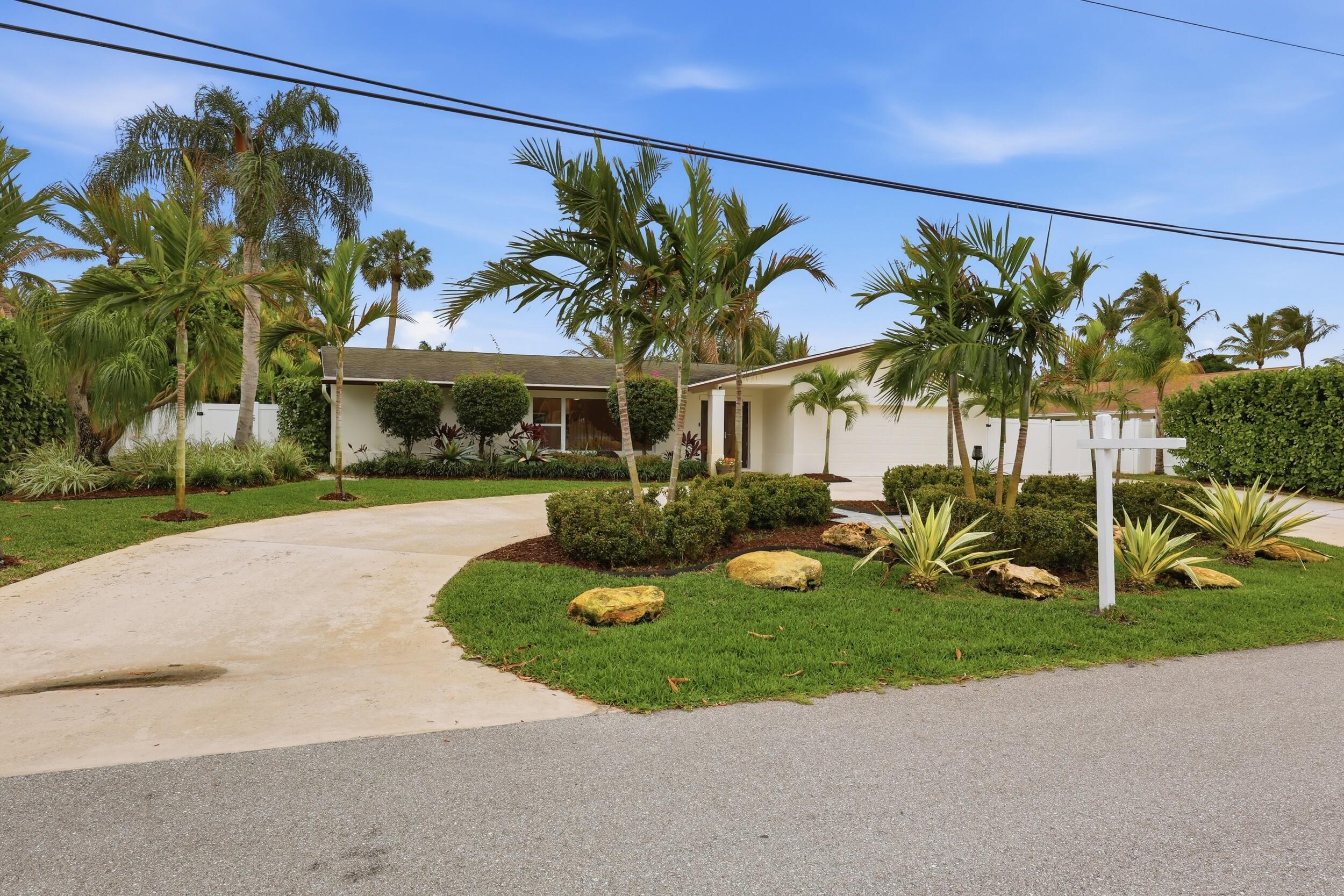 7 River Drive