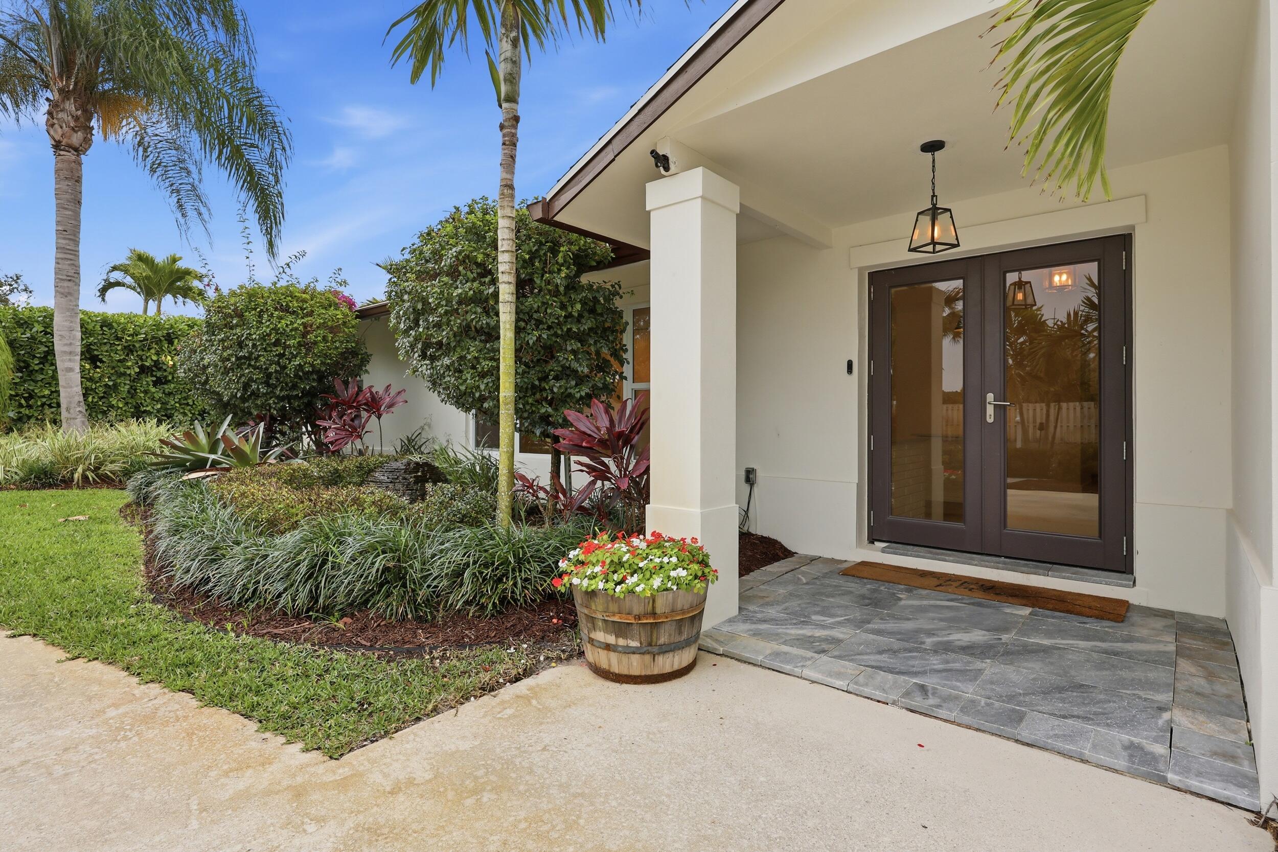 7 River Drive