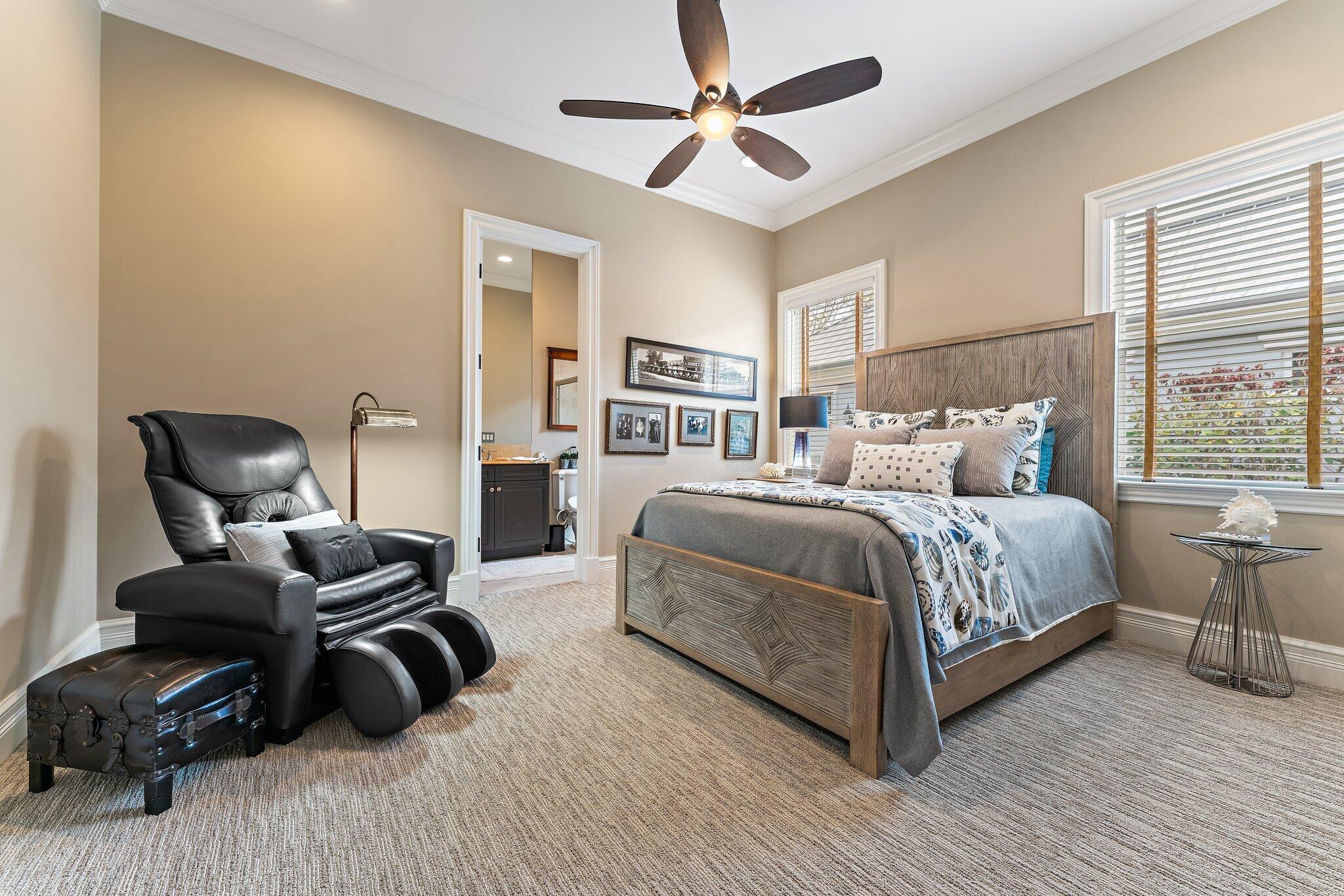 9980 SE Sandpine Lane