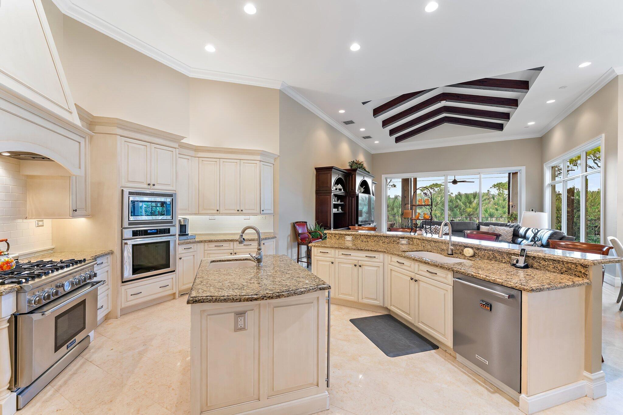 9980 SE Sandpine Lane