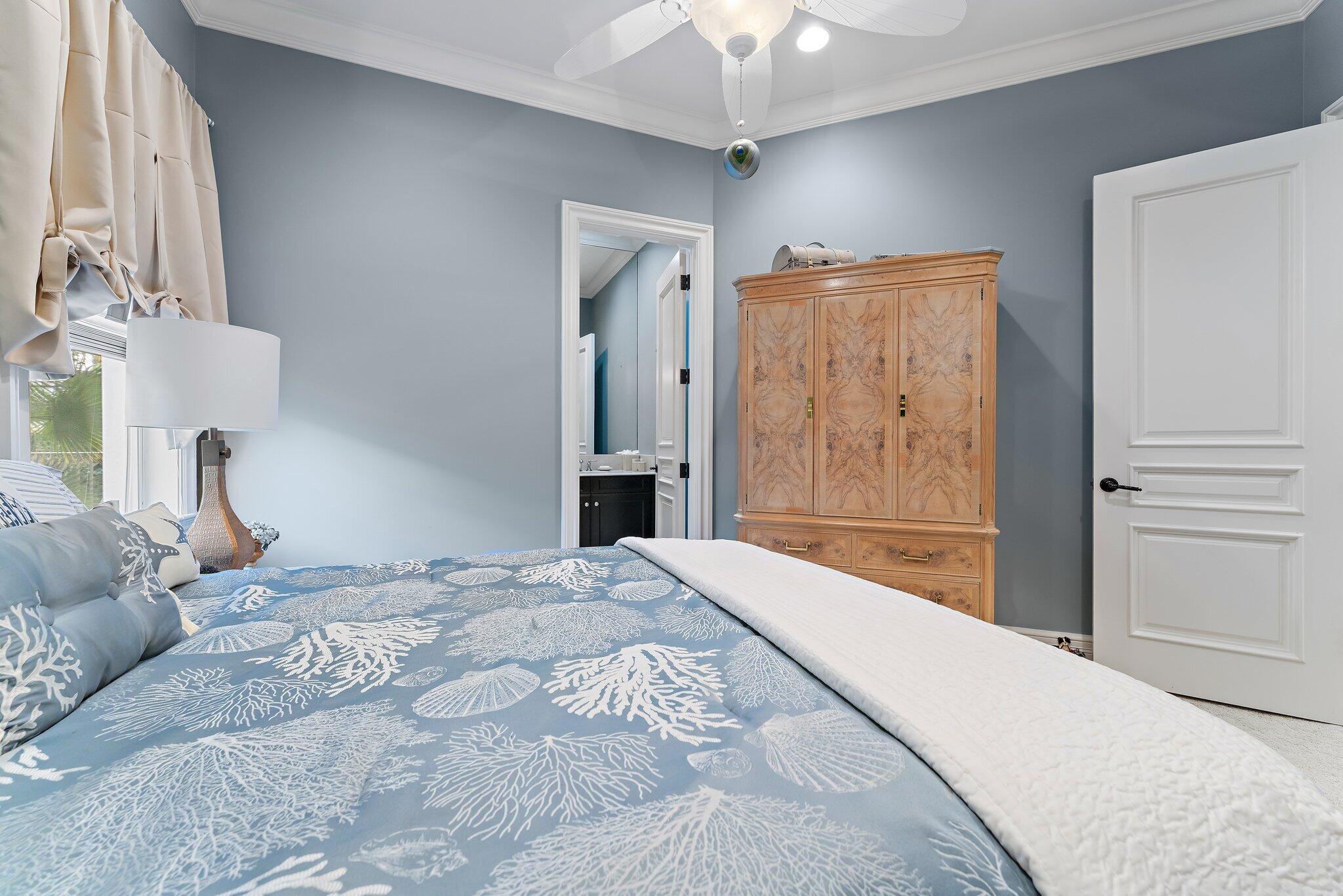 9980 SE Sandpine Lane