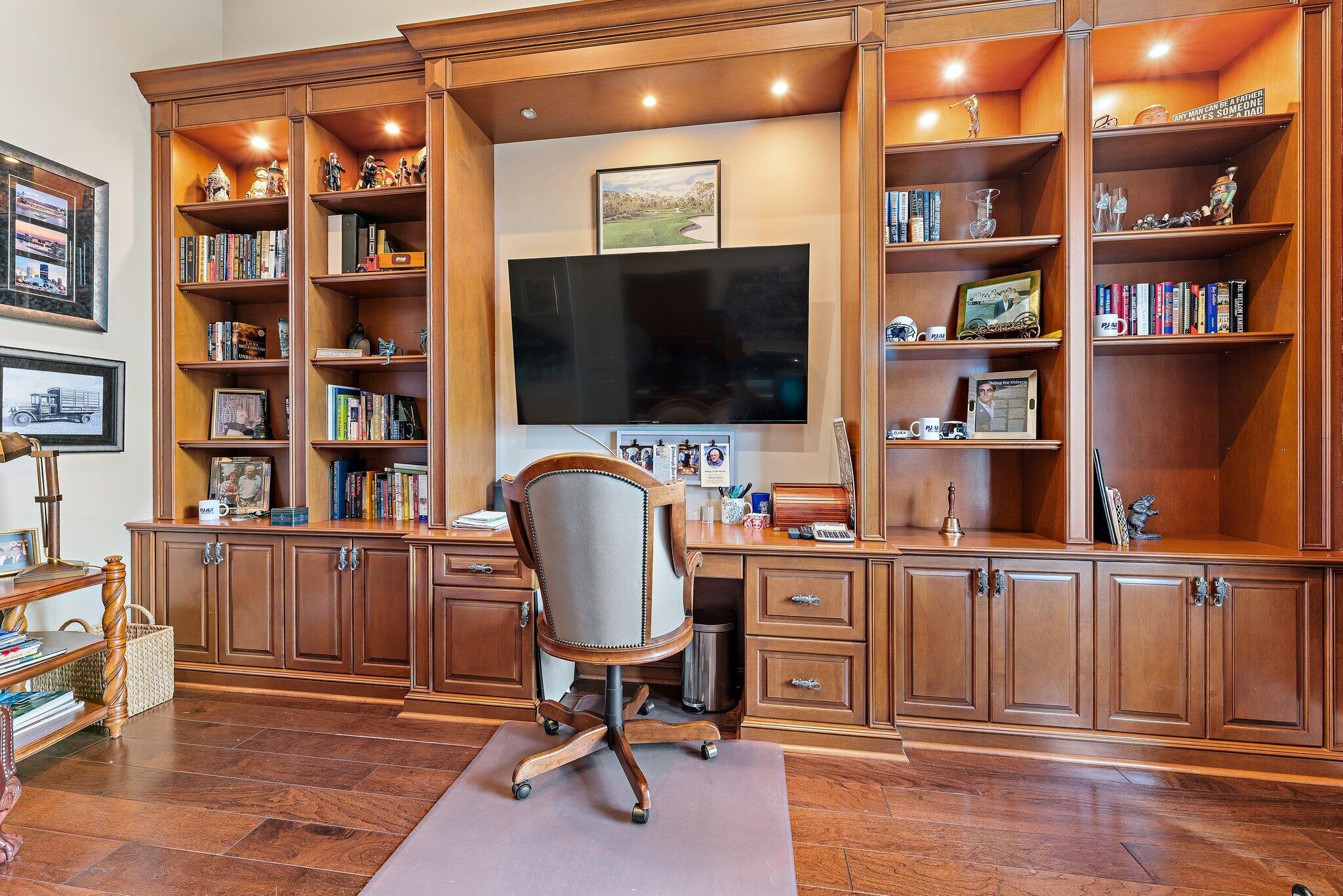 9980 SE Sandpine Lane