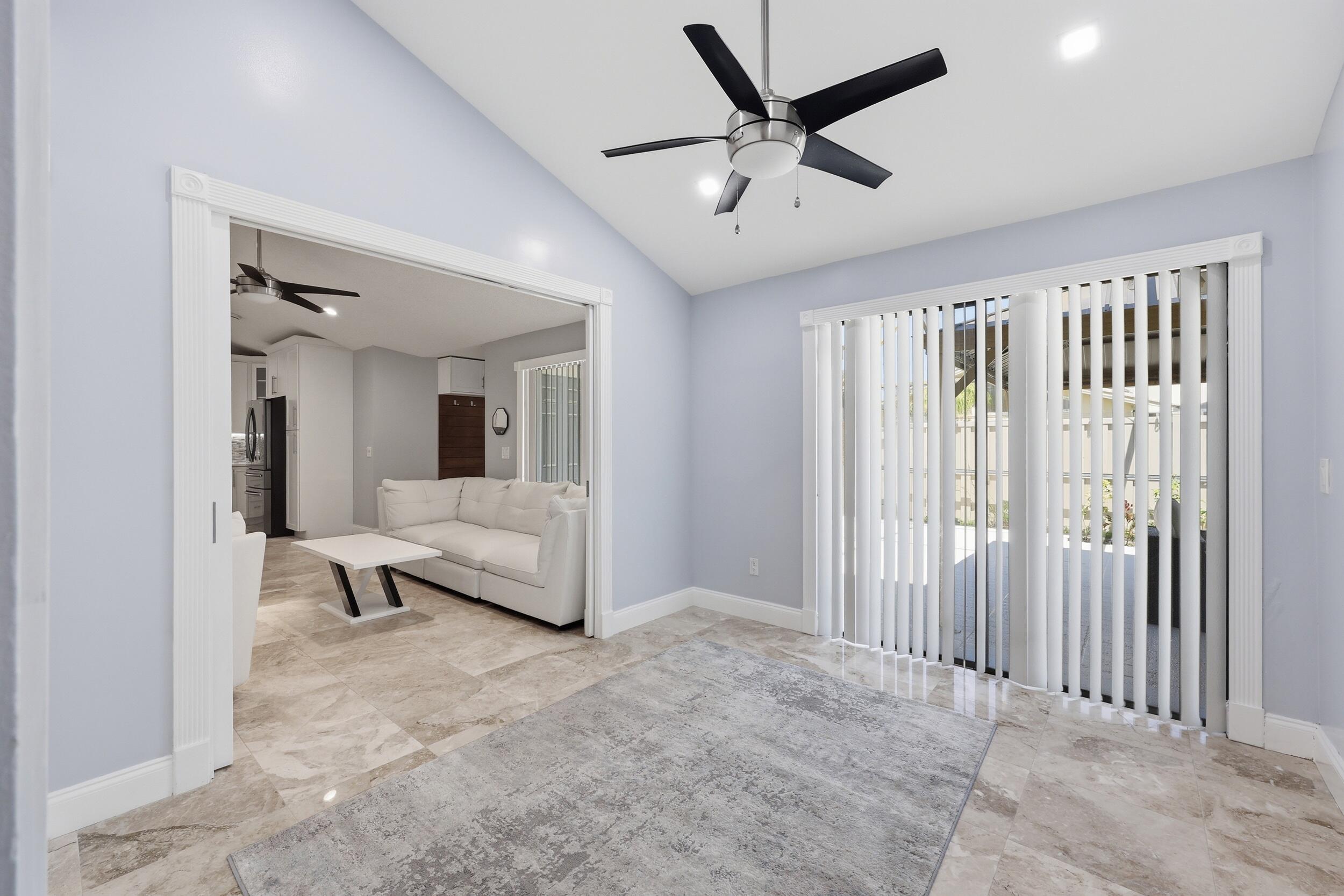 5460 Eagle Lake Drive 72b