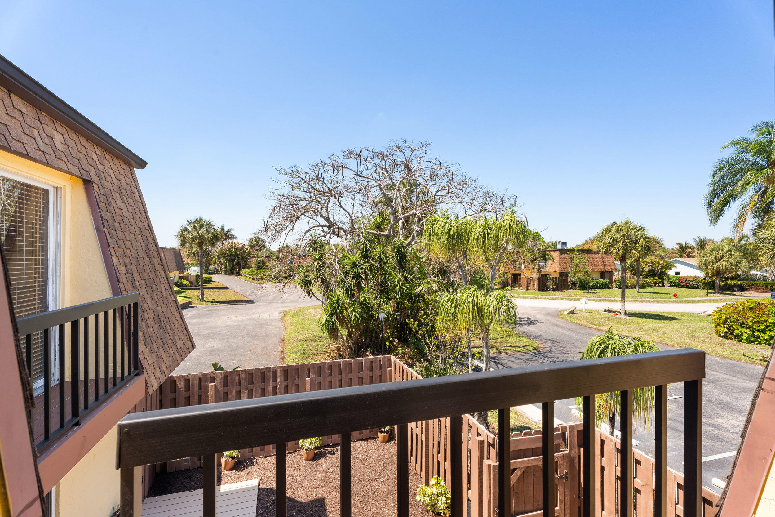 110 N Delaware Boulevard 13a