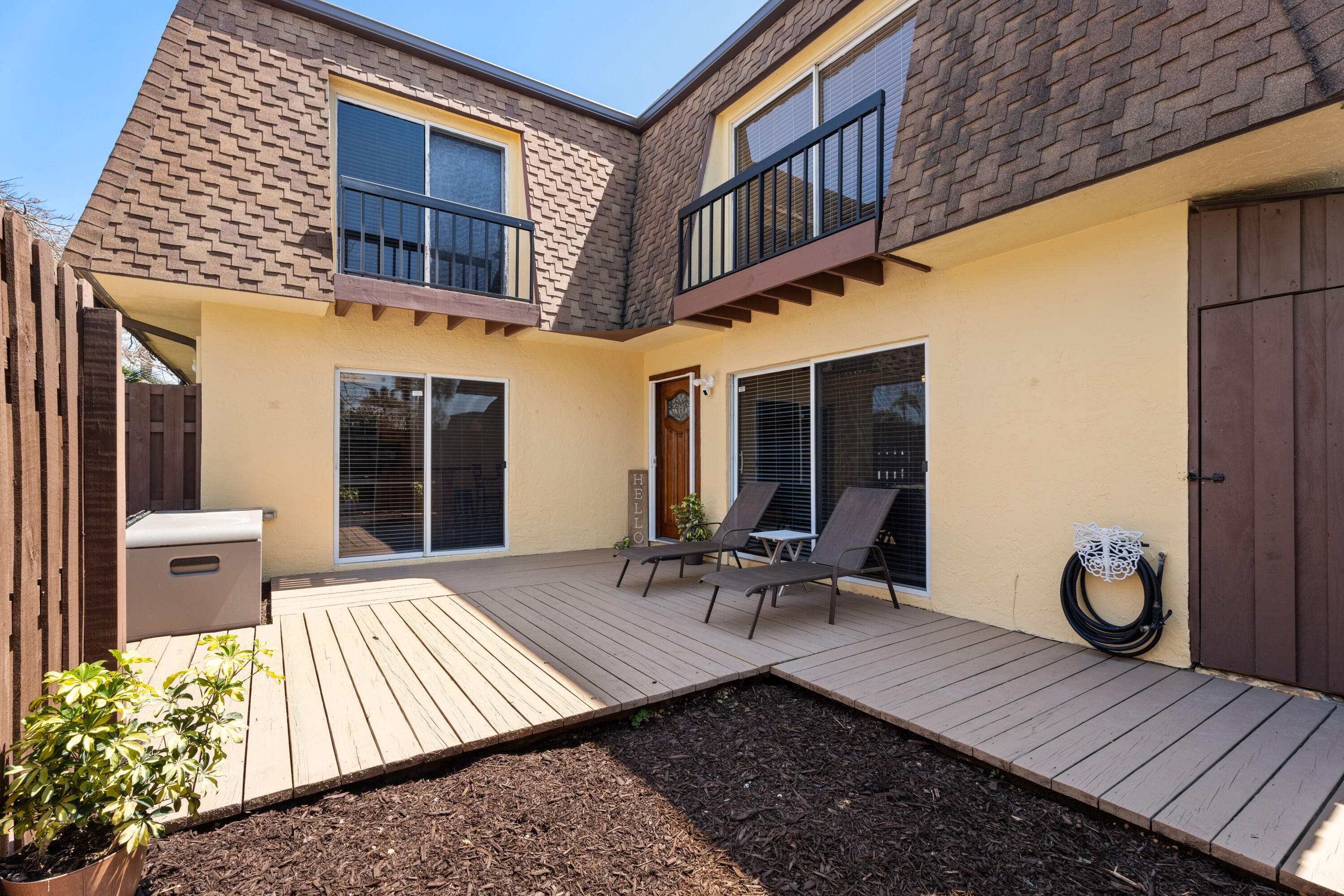 110 N Delaware Boulevard 13a