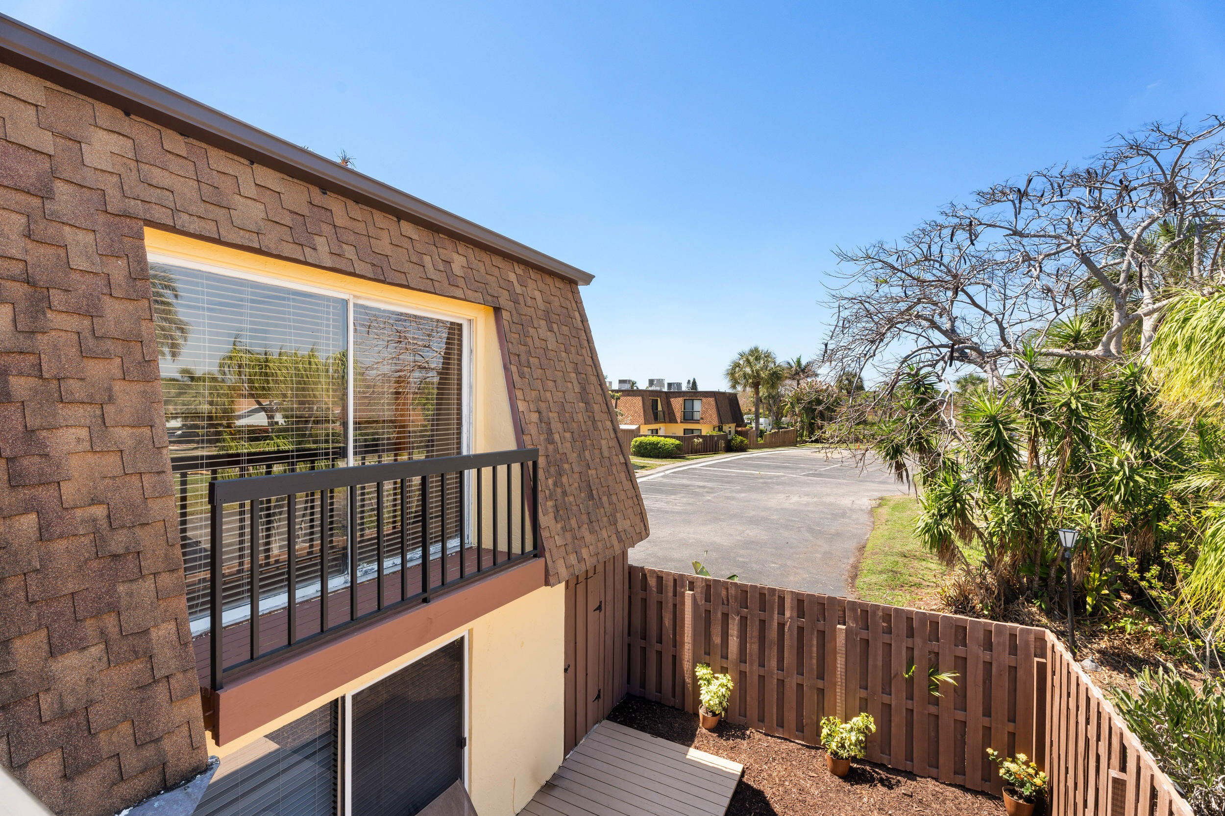 110 N Delaware Boulevard 13a